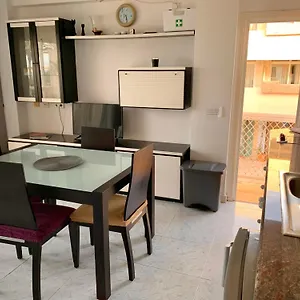 Borras & Roca Plana, Fronte Mare Apartamento Es Pujols
